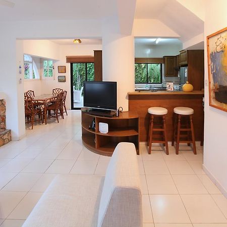 Green Bay Villa بروتاراس المظهر الخارجي الصورة